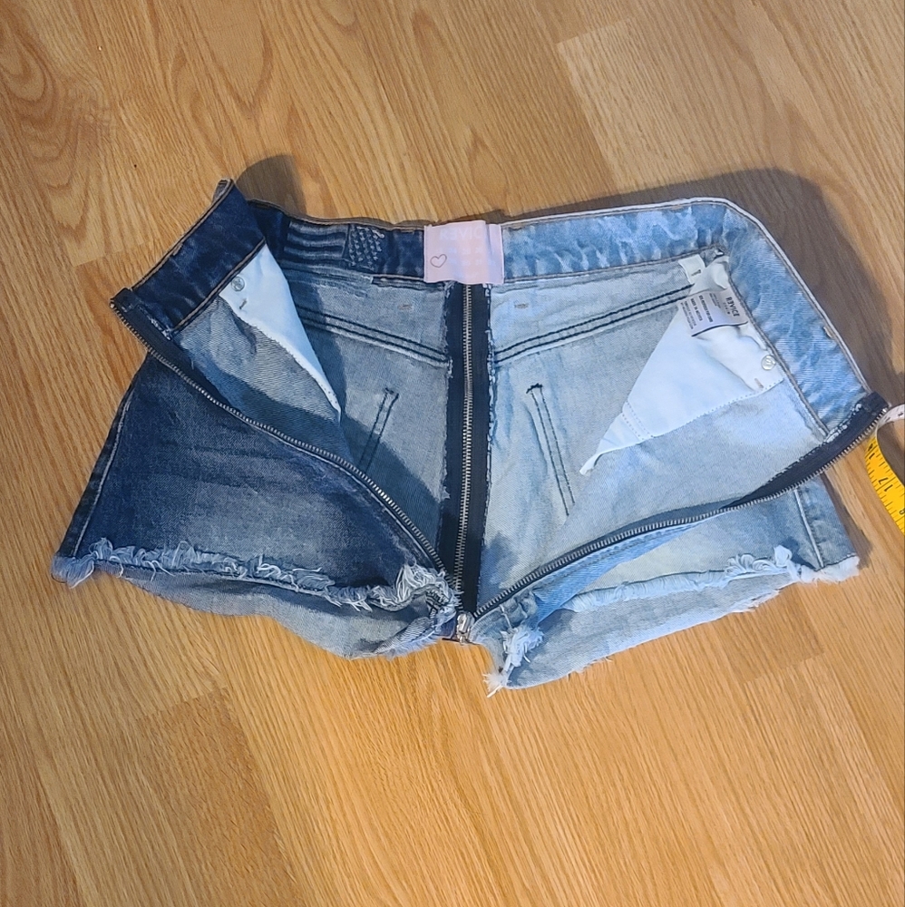REVICE zipper pockets jeans shorts - Picture 4 of 15